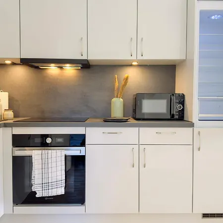 Apartment Bege Bizconnect *